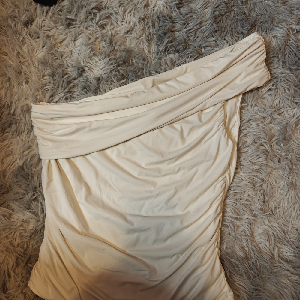 Chic Cream One-Shoulder Top